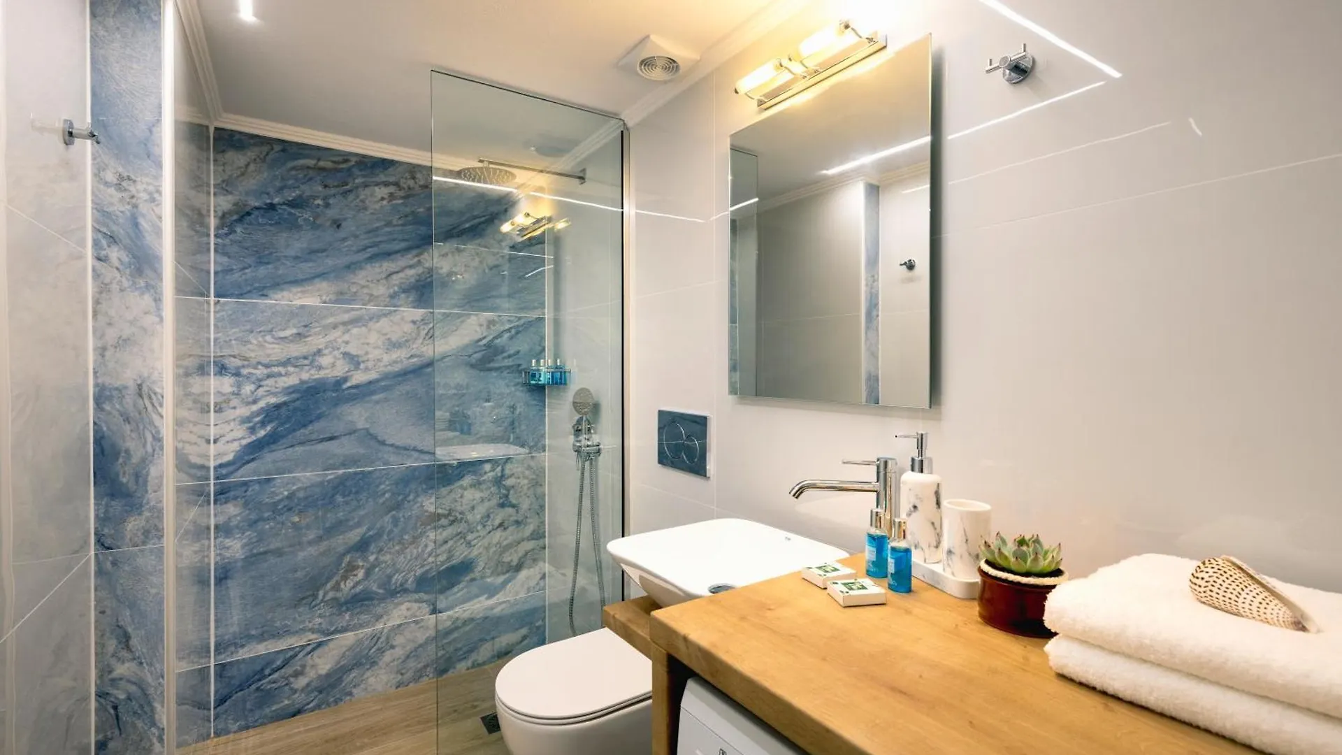 Ferienwohnung White Lily Rethymno Apartment